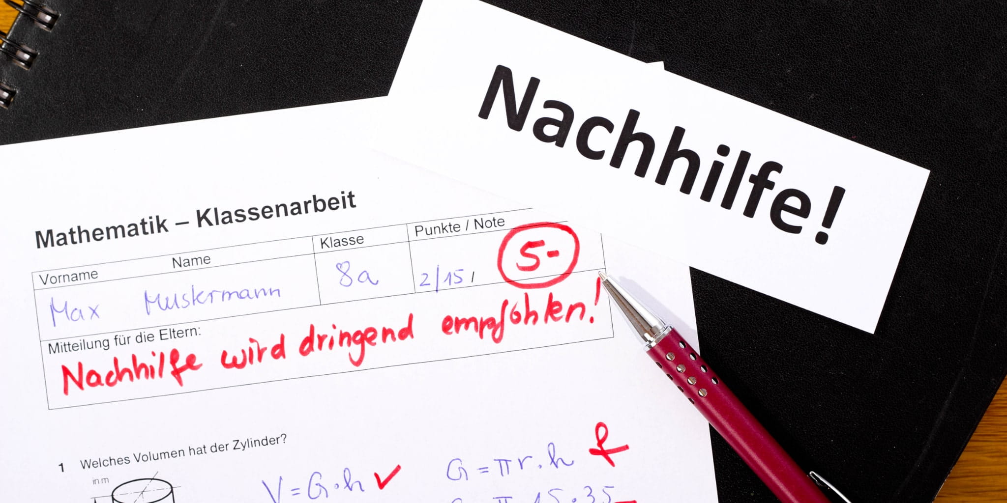 Mathe Klassenarbeit mit einer 5- und Hinweis auf Nachhilfe